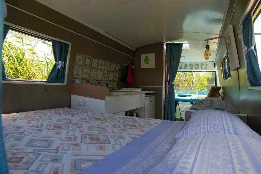 Jabuti Autocaravana Con Porche Y Aparcamiento Cádiz Exteriör bild